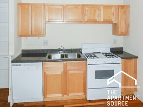 Building Photo - 5131 N Wolcott Ave