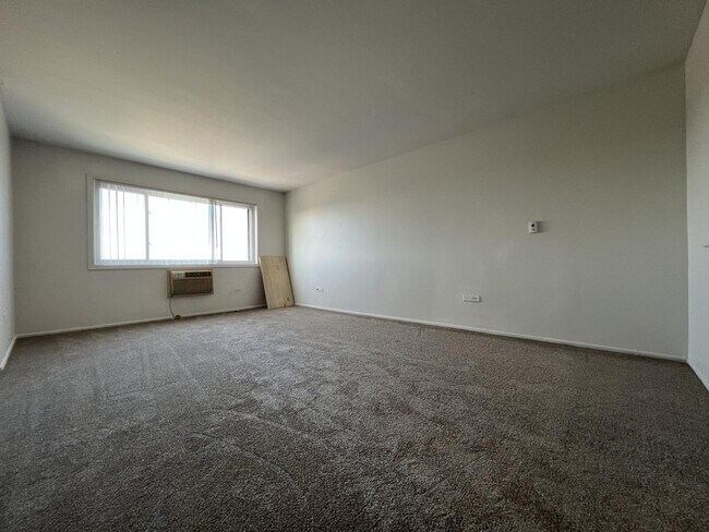 Foto del edificio - 7300 North Ave