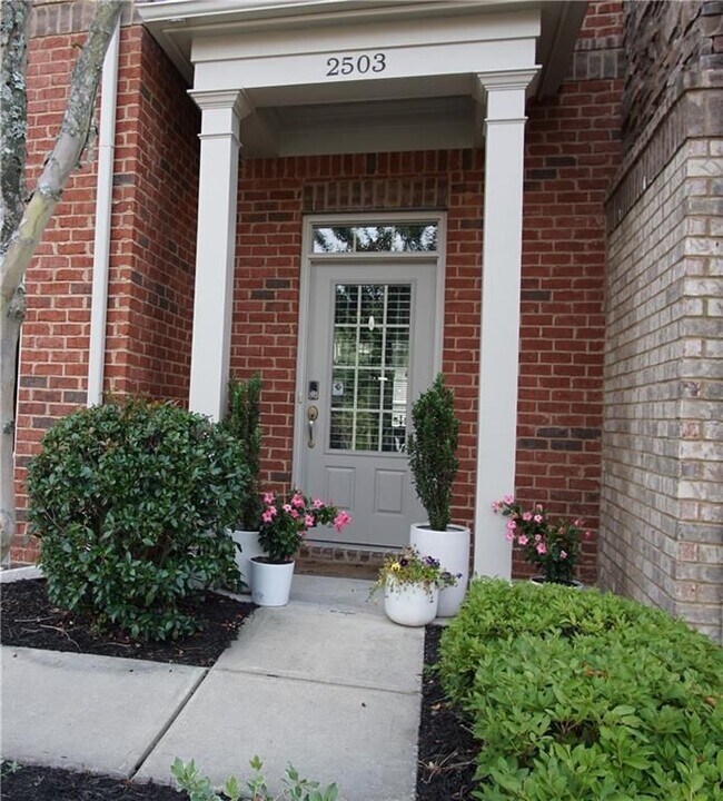 Foto del edificio - 2503 Norwood Dr SE