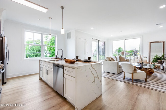 Foto del edificio - 298 Westwood Ave