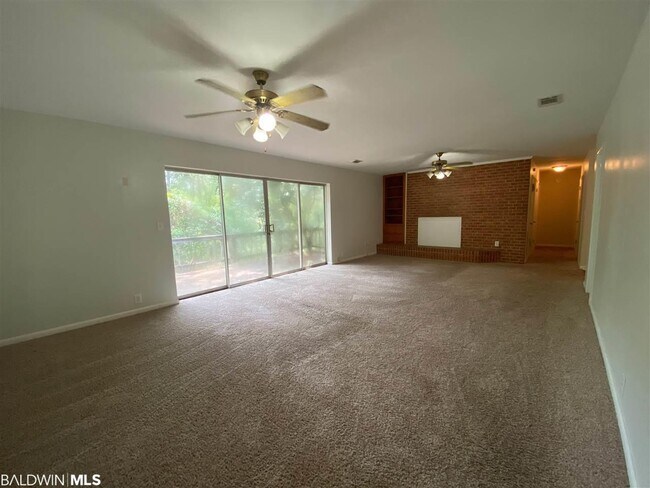 Building Photo - 415 Pensacola Ave