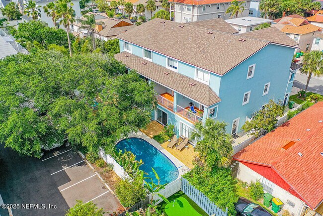 Foto del edificio - 2114 Gail Ave