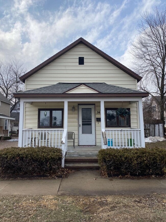 Building Photo - 1416 East Ave