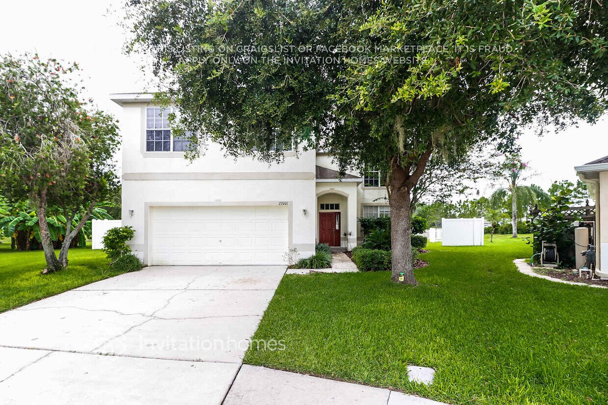 Foto principal - 27001 Arrowbrook Way