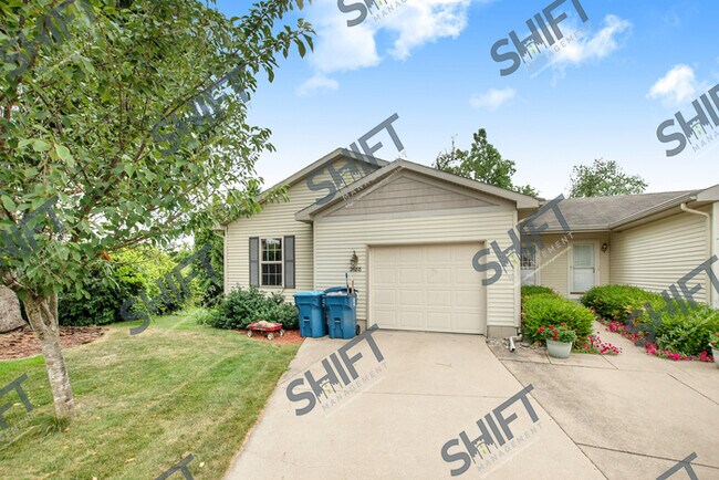 Foto del edificio - 2688 Walnut Hills Ct - 3 bedroom Kentwood ...