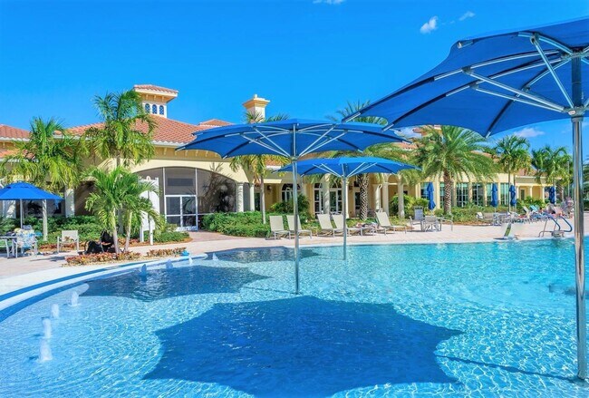 Building Photo - Annual Unfurnished Private Pool - Gorgeous...