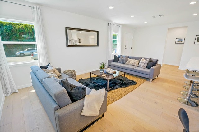 Building Photo - 3924 Tuller Ave