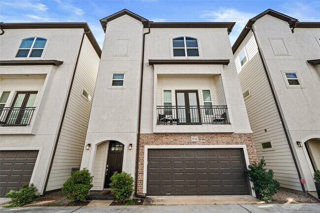 Building Photo - 874 Wakefield Dr