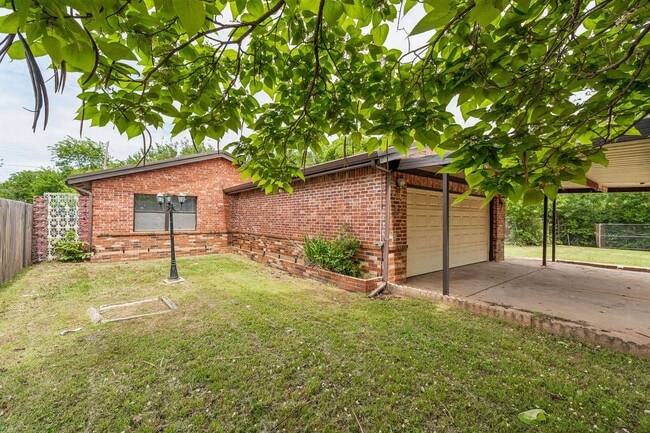 3 bed, 1.5 bath in OKC,OK - 3 bed, 1.5 bath in OKC,OK House
