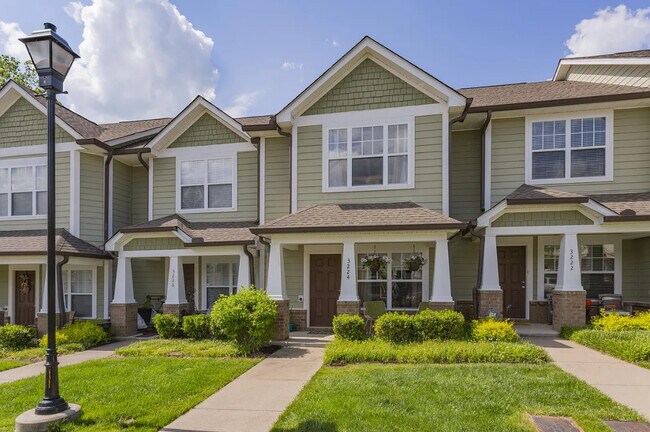 Frente de la casa - 3224 Lincoya Creek Dr