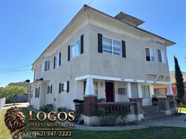Building Photo - 956 E 43rd St