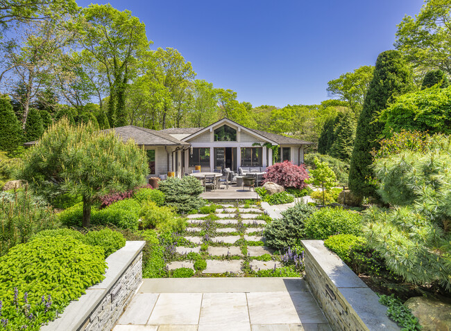 Building Photo - 301 Brick Kiln Rd