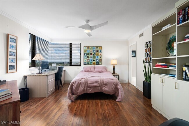 Foto del edificio - 5555 Heron Point Dr