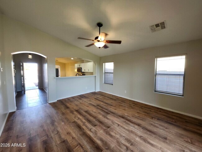 Foto del edificio - 23739 N El Frio Ct