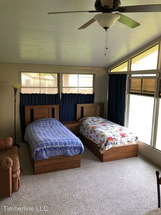 Foto del edificio - 2 br, 2 bath House - 1232 Emerson Avenue