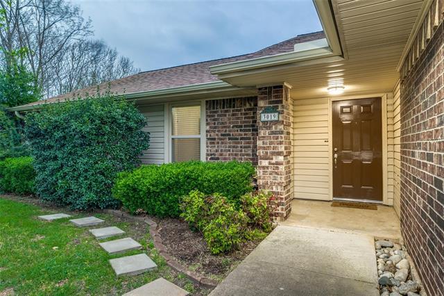Primary Photo - 3019 Panhandle Dr