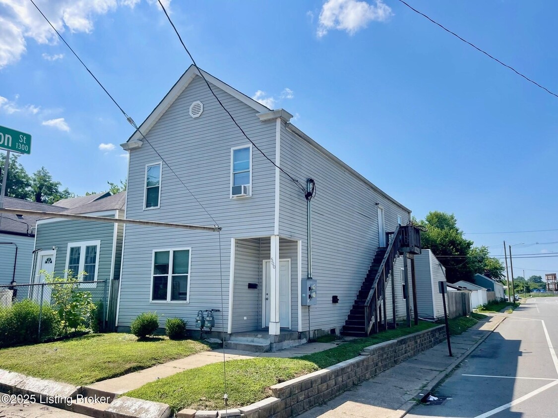 Primary Photo - 500 E Ormsby Ave