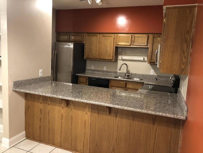 Foto del edificio - 18072 US 49