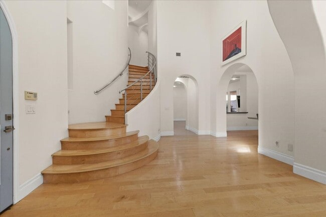 Building Photo - 3043 Red Springs Dr