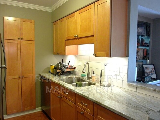 Foto del edificio - 1418 Highland Bluff Dr S E