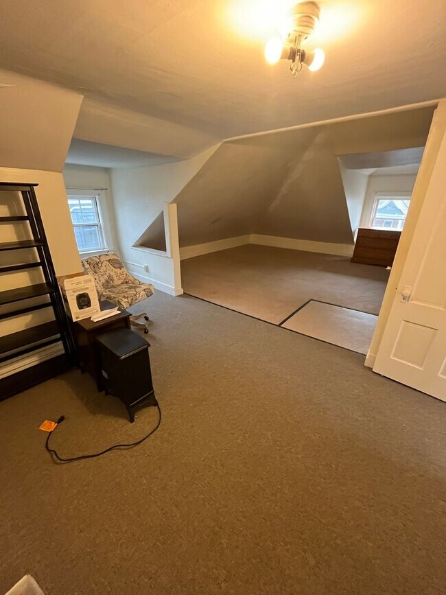 Building Photo - 203-205 King Street