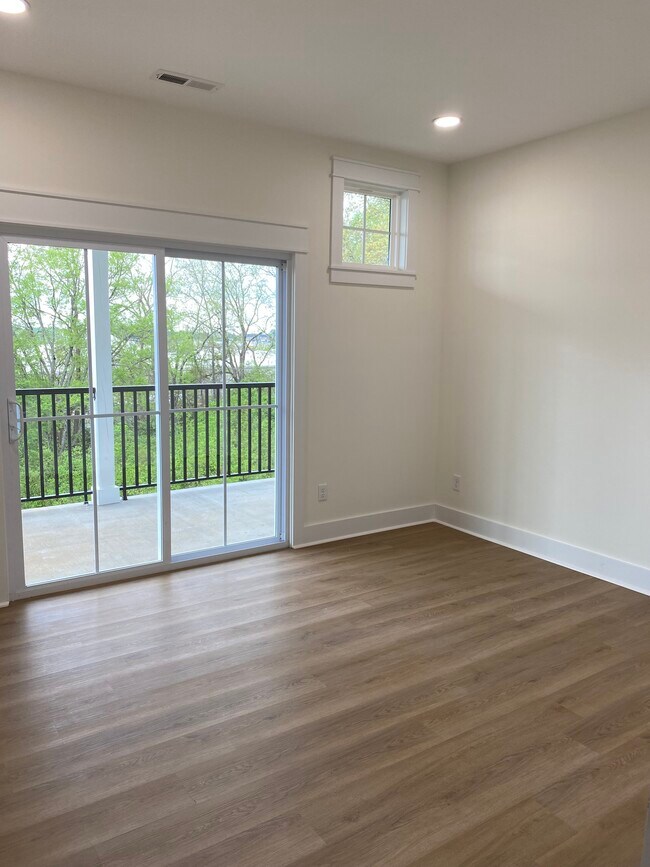 Foto del edificio - 1376 Belfair St