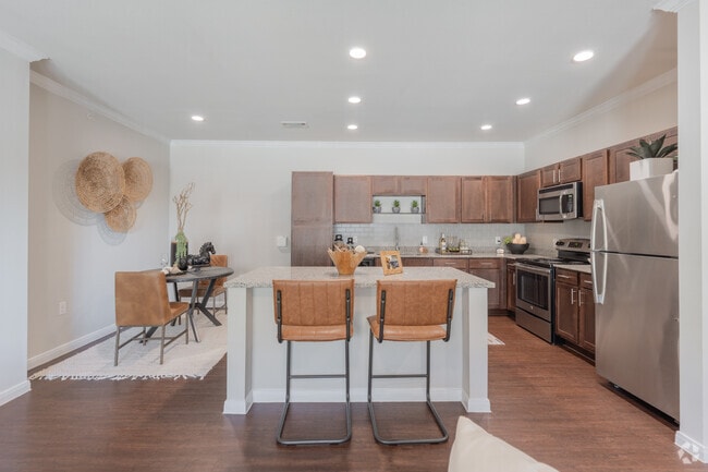 2BR, 2BA - 1,162SF - Breakfast Bar - Longhorn Crossing