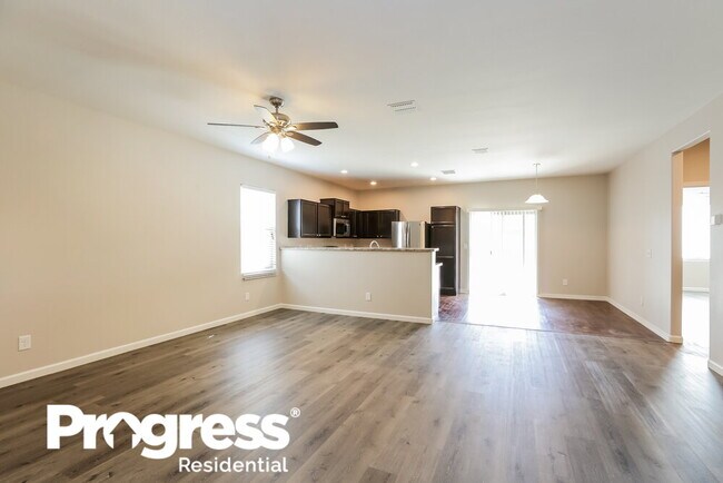 Foto del edificio - 8145 W Encinas Ln