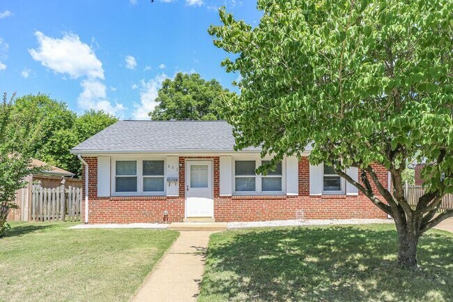 Foto del edificio - 603 Woodford St