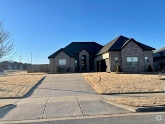 Building Photo - 3401 SW Elm Manor Ave
