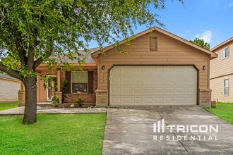 Building Photo - 353 Willow View