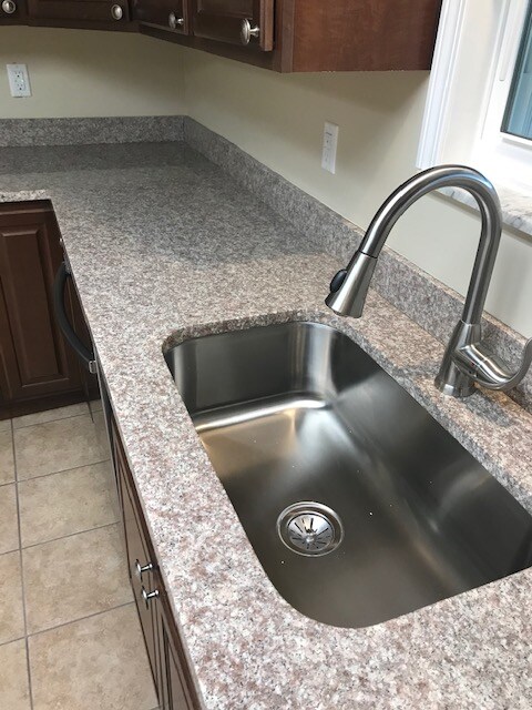 Foto del edificio - 122 Ruth St