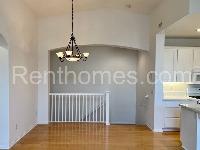 Building Photo - 11825 Miro Cir