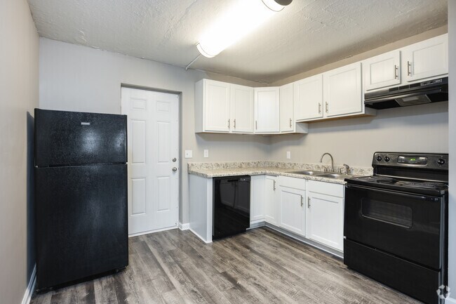 2 habitaciones, 1 baño - 900 pies cuadrados - Cocina - Retreat at the Park - New