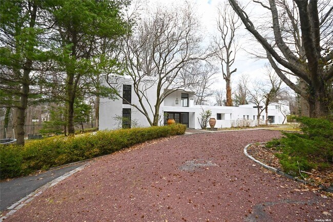 Building Photo - 3 Mill Pond Ln