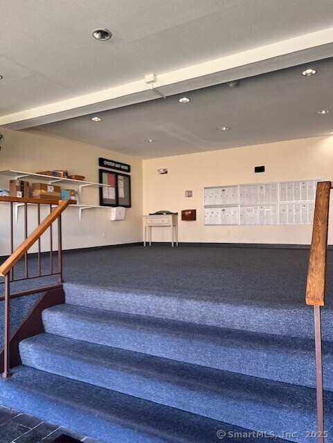 Building Photo - 308 Meadowside Rd