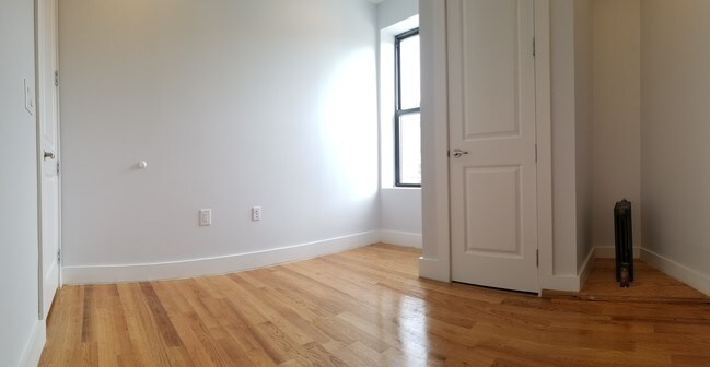 Building Photo - 1351 Saint Johns Pl