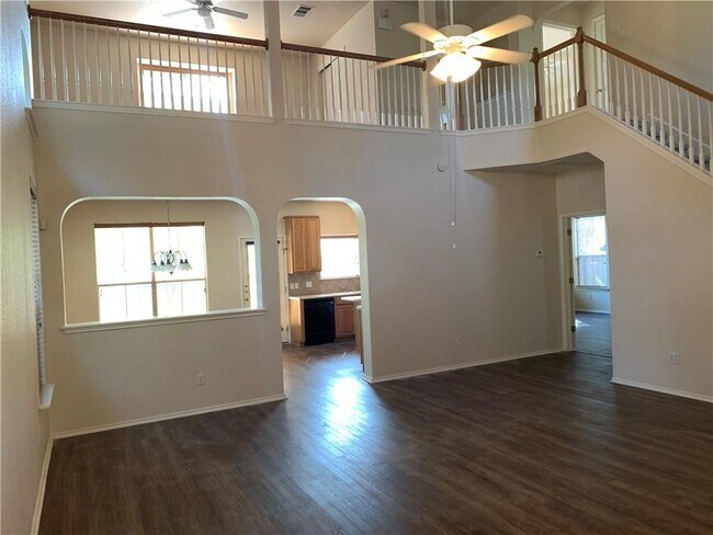 Foto del edificio - 10309 Huxley St