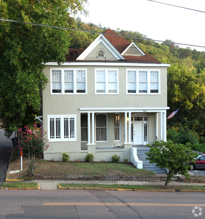 Building Photo - 236 Prospect Ave
