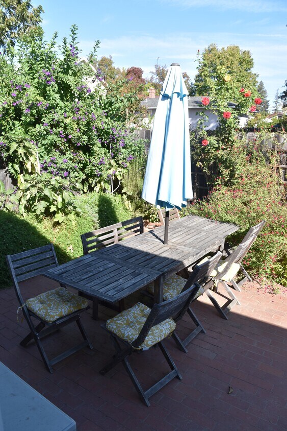 Foto principal - 5259 L St
