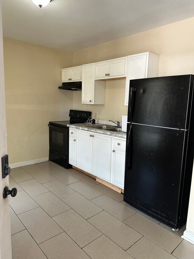 Foto del edificio - 636 N 39th St