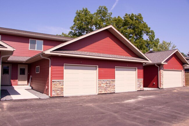 Foto del edificio - Spacious 2 Bed - Southside Townhome!