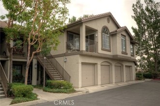 Building Photo - 289 Chaumont Cir