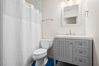 Building Photo - 109 Gillespie Ln