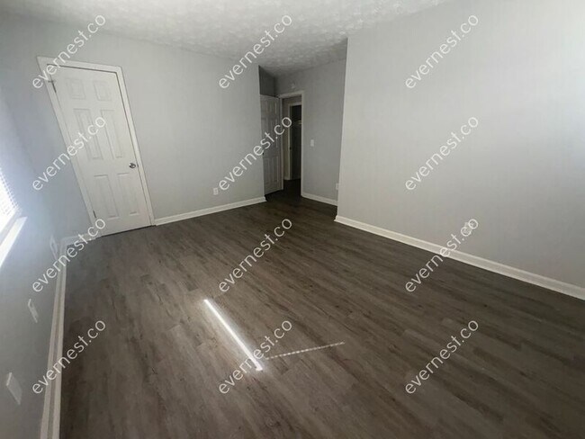 Building Photo - 66 Montego Cir