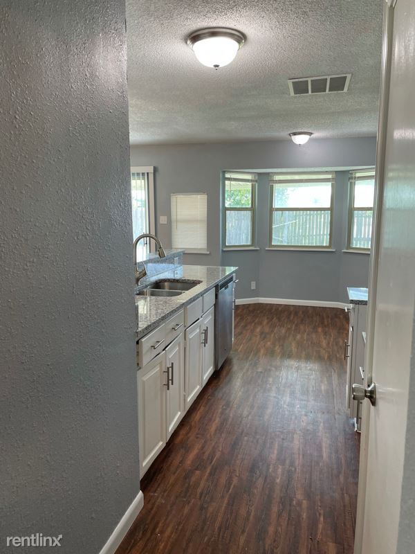 Foto del edificio - 3 br, 2 bath House - 3719 Diadem Ln
