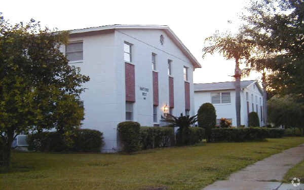 Building Photo - 3467 33rd Ave N
