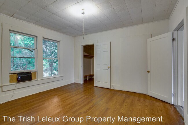 Building Photo - 3 br, 1 bath House - 1714 Yale St