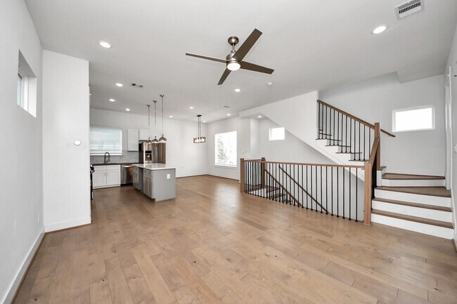 Foto del edificio - 4623 Cochran St