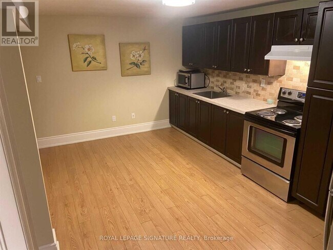 Photo du bâtiment - 41 Kimbermount Dr